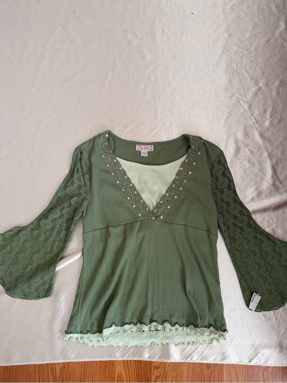 Vintage Knit Werks  Girl’s Size XL 18 Green Sequined Lace Sleeve Fairycore Top